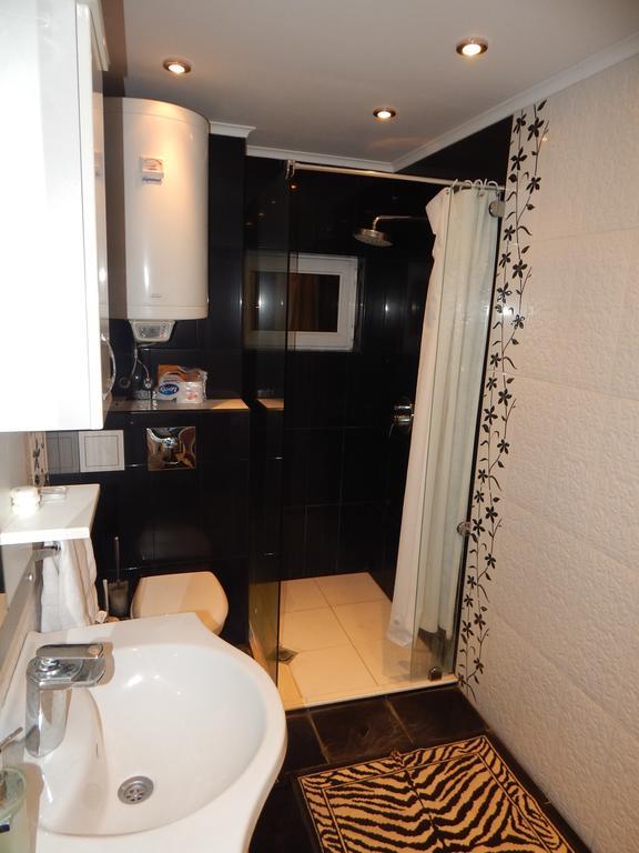 Ivet Guest Rooms Varna Exterior foto